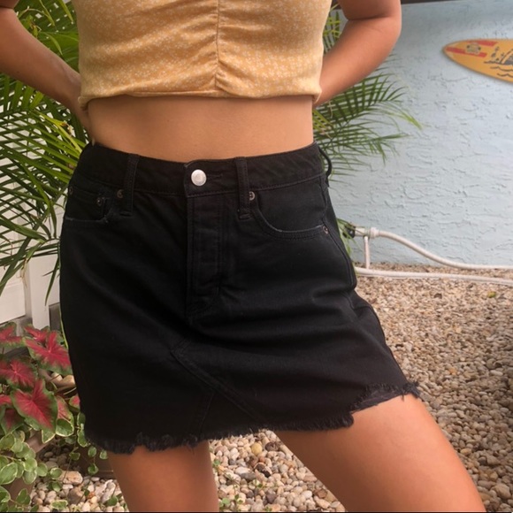 American Eagle Black Jean Skirt - Picture 13 of 13